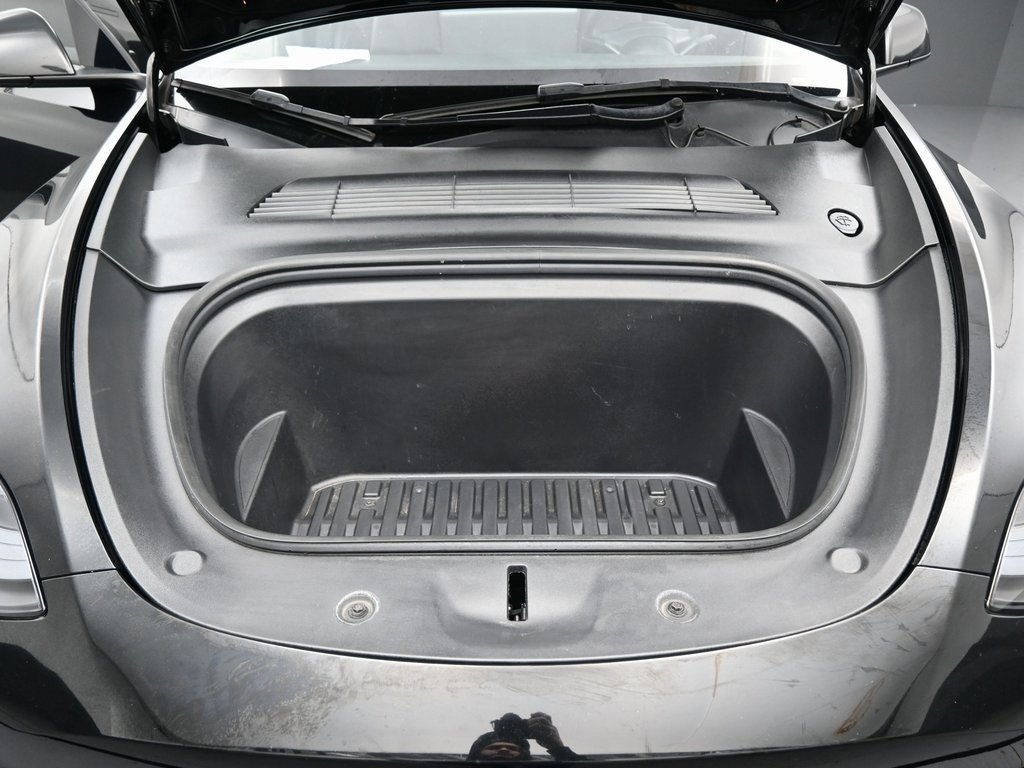 Used 2022 Tesla Model Y Performance image 34