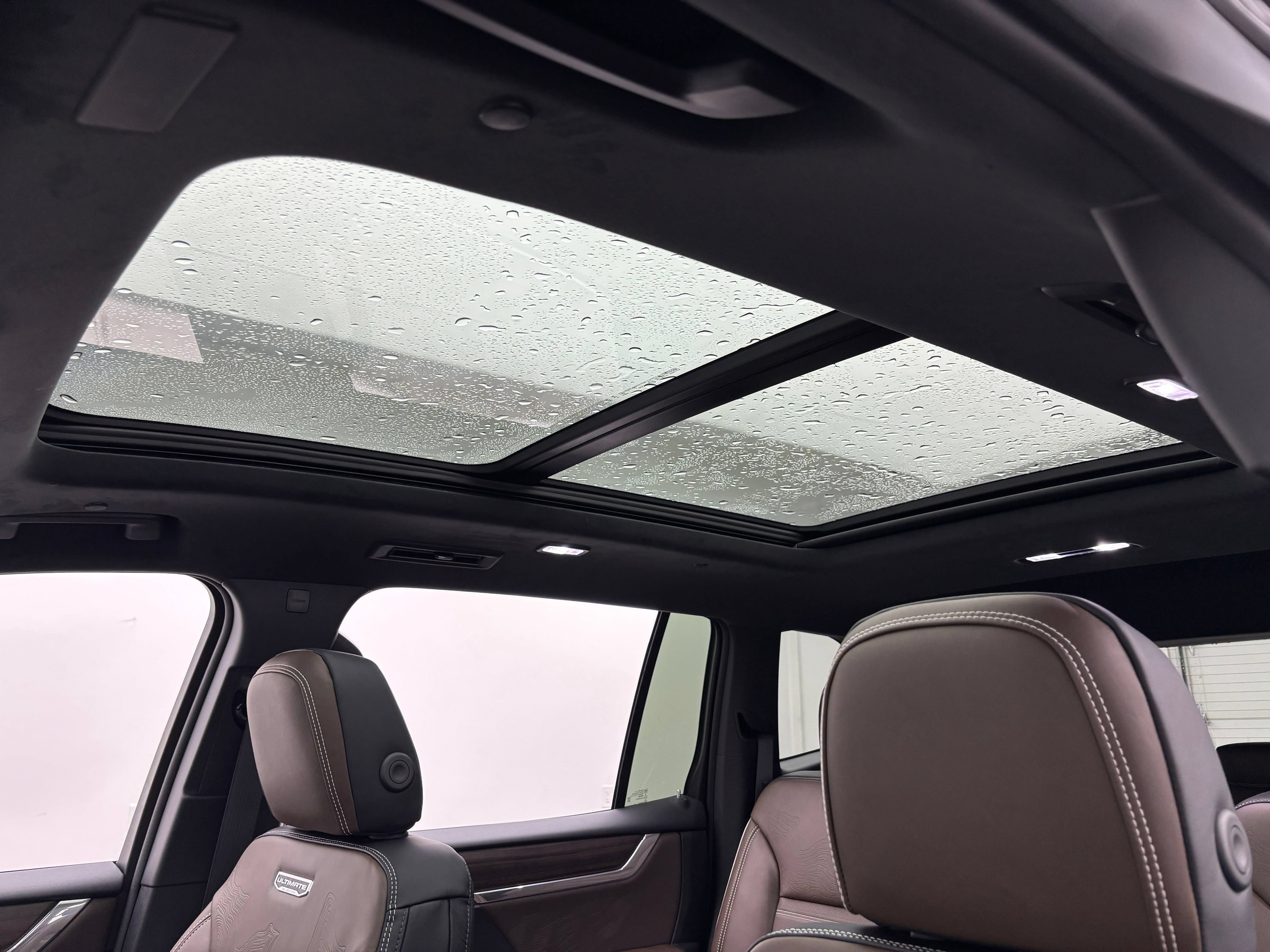 New 2027 GMC Acadia Denali Ultimate w/ LPO, Floor Liner Package AWD/4WD image 5