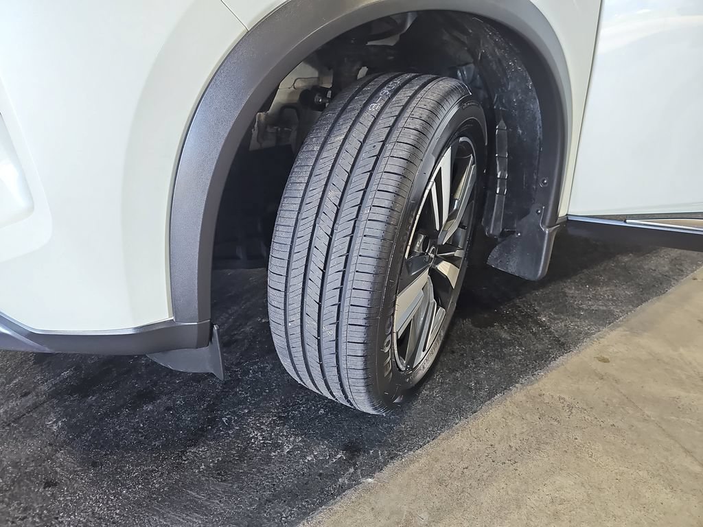 Used 2023 Nissan Rogue SL AWD/4WD image 31