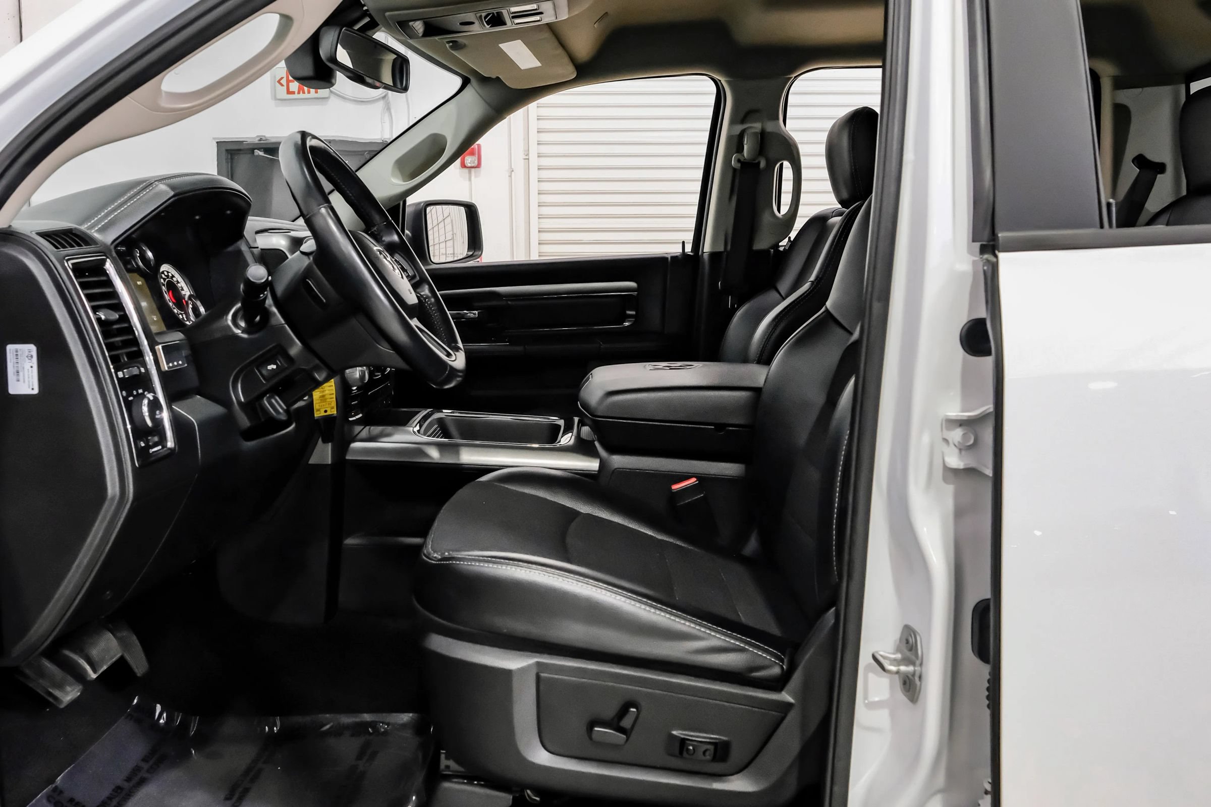 Used 2018 RAM 1500 Sport w/ Quick Order Package 26Q Night AWD/4WD image 18