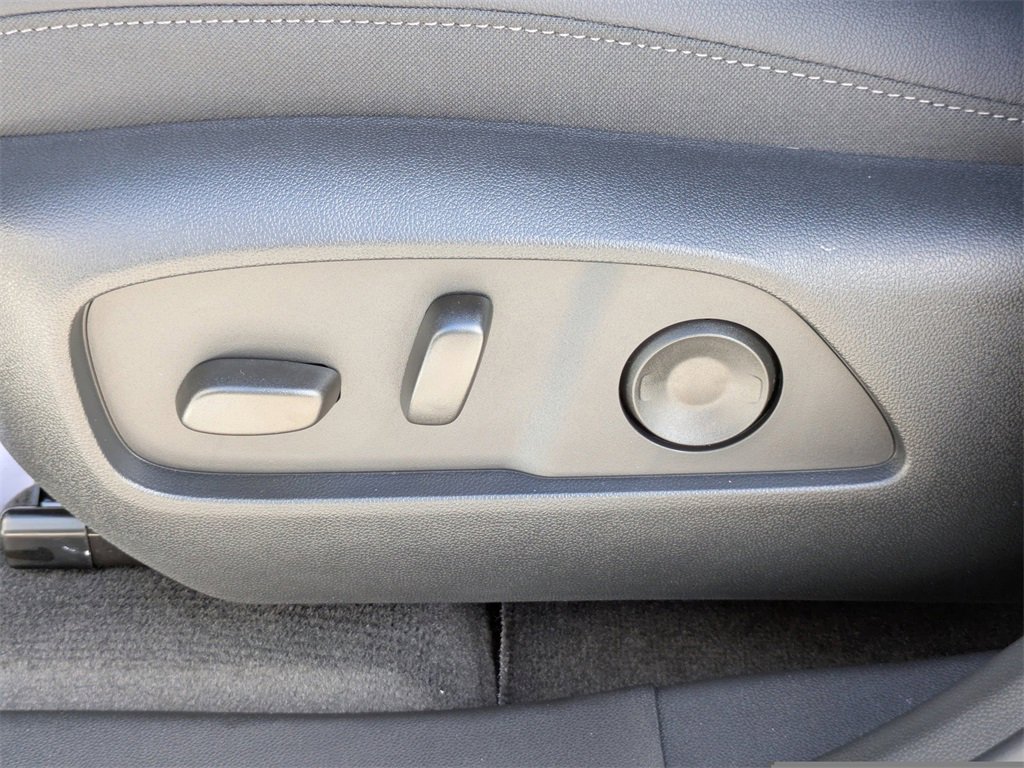 New 2026 Chevrolet Equinox LT w/ Convenience Package II image 20