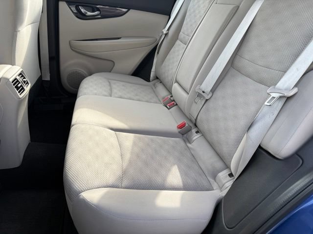 Used 2021 Nissan Rogue Sport SV AWD/4WD image 12