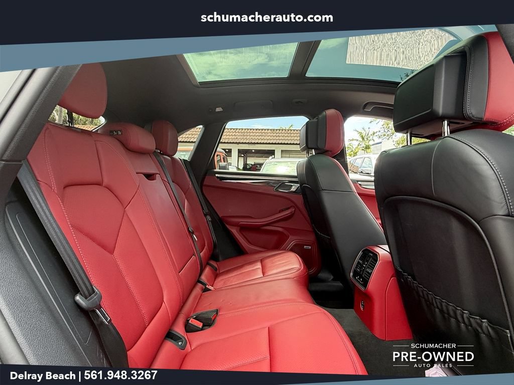 Used 2022 Porsche Macan S AWD/4WD image 16