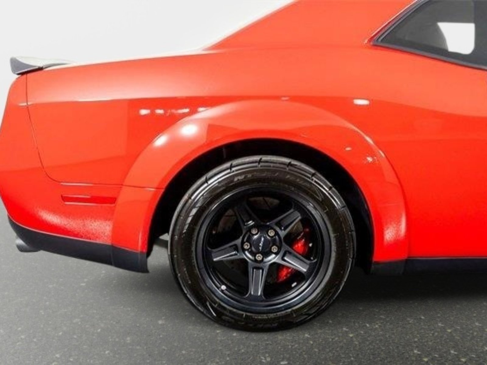 Used 2018 Dodge Challenger SRT Demon RWD image 8