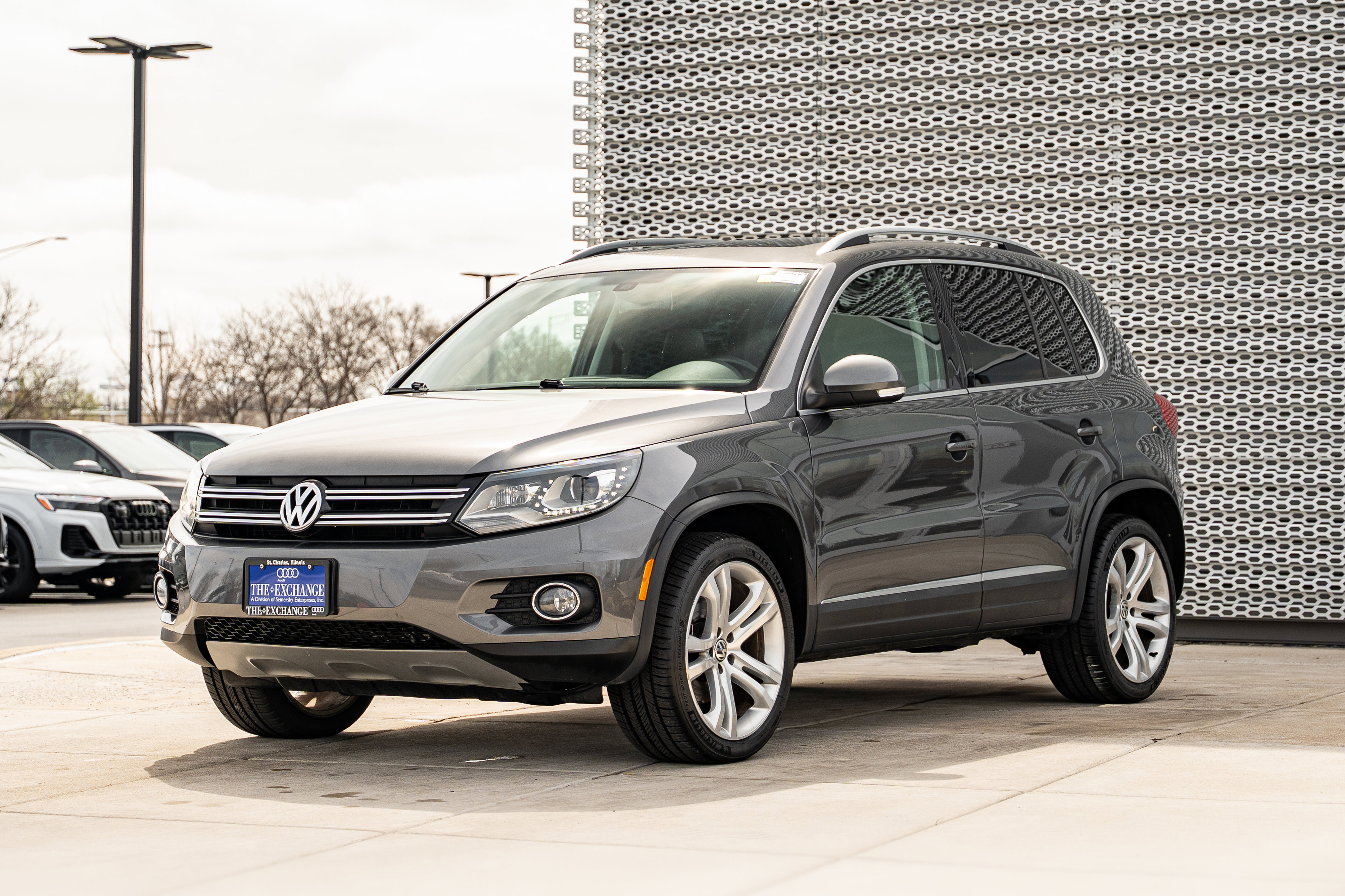 Used 2016 Volkswagen Tiguan SEL image 7