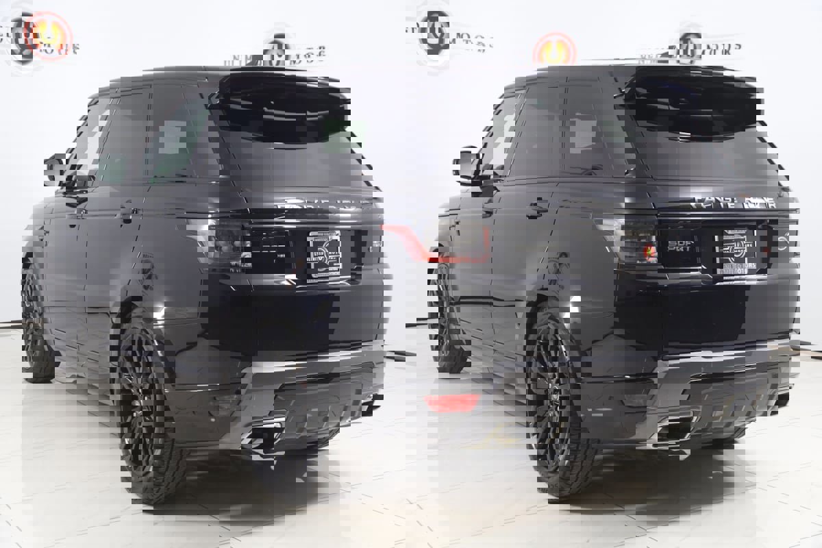 Used 2021 Land Rover Range Rover Sport HSE Silver Edition image 4