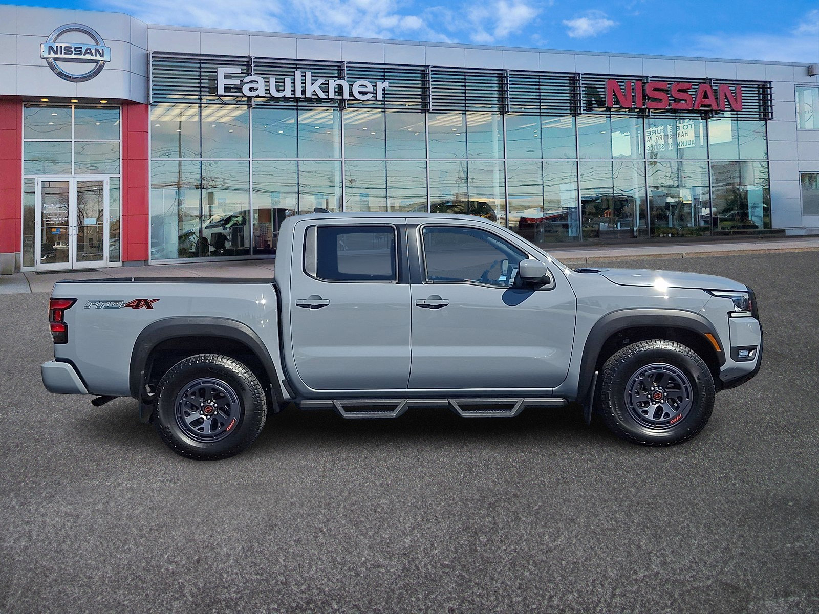 Certified 2025 Nissan Frontier PRO-4X AWD/4WD image 7