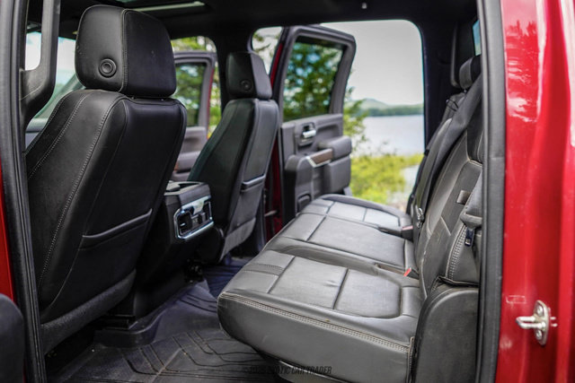 Used 2022 Chevrolet Silverado 3500 High Country AWD/4WD image 31