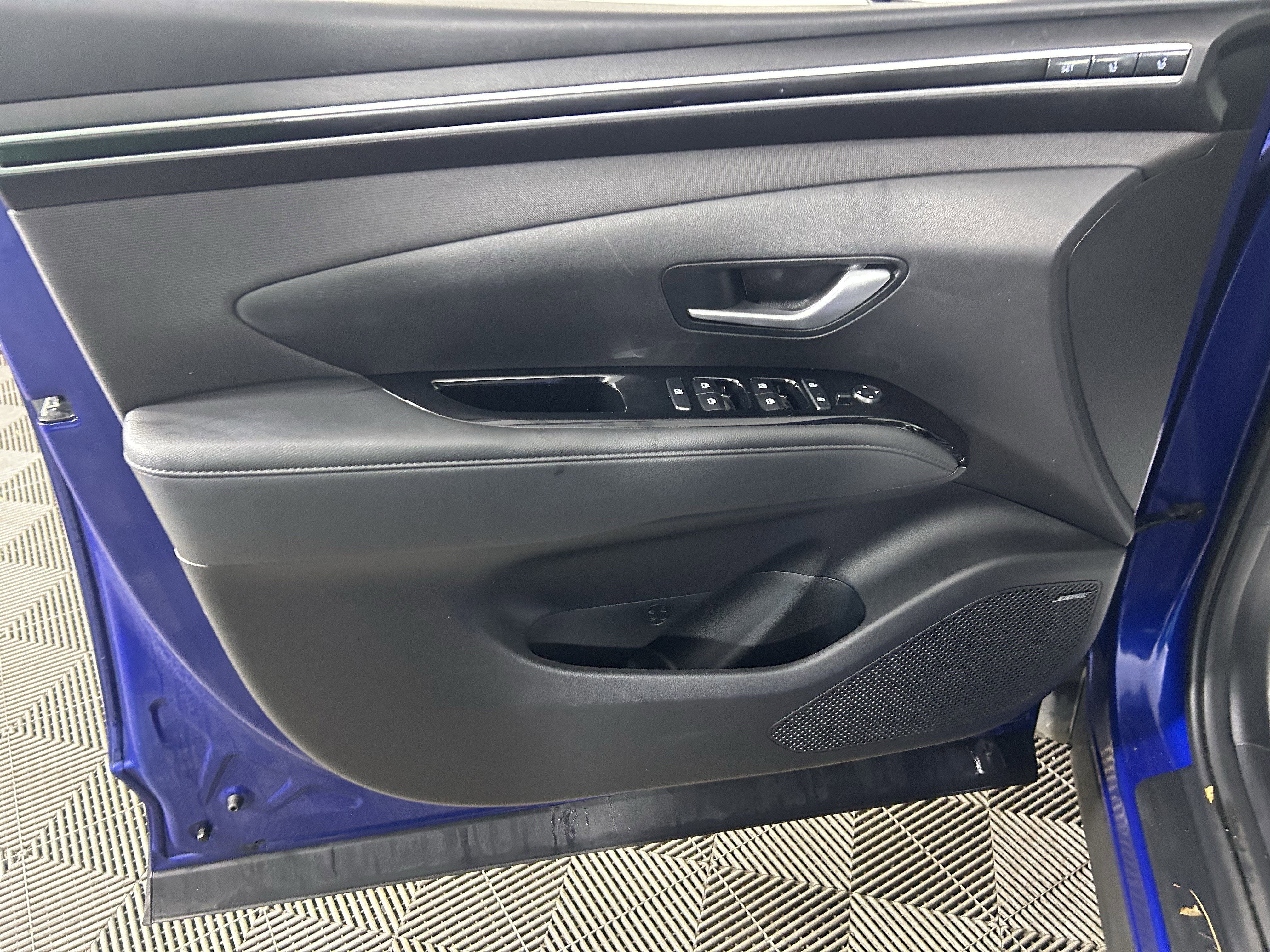 Used 2024 Hyundai Tucson Limited image 28