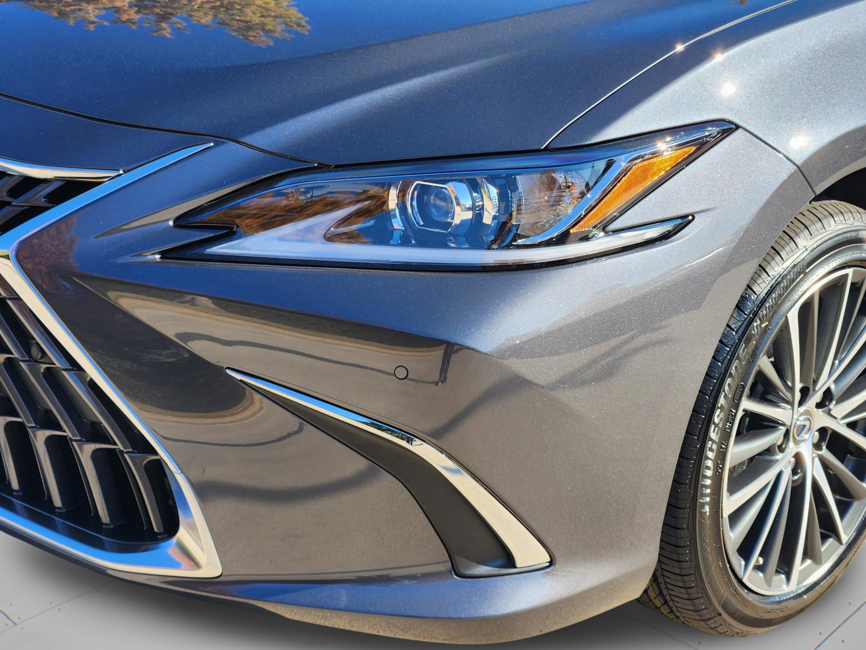 New 2025 Lexus ES 350 w/ Premium Package image 5