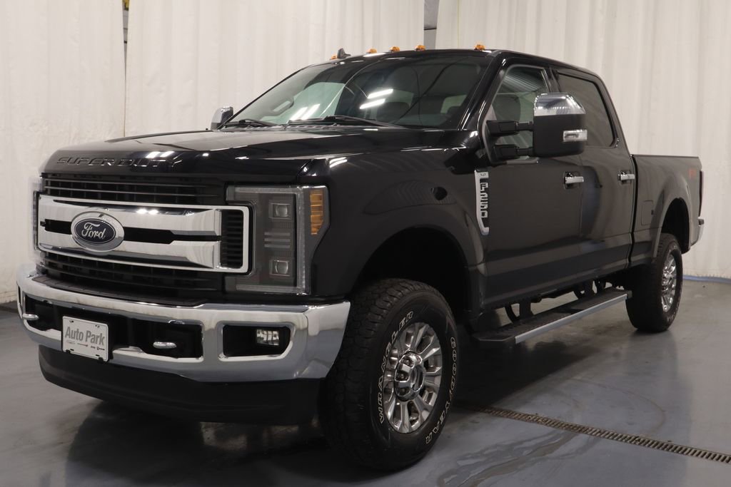 Used 2019 Ford F250 XLT w/ XLT Premium Package AWD/4WD image 7