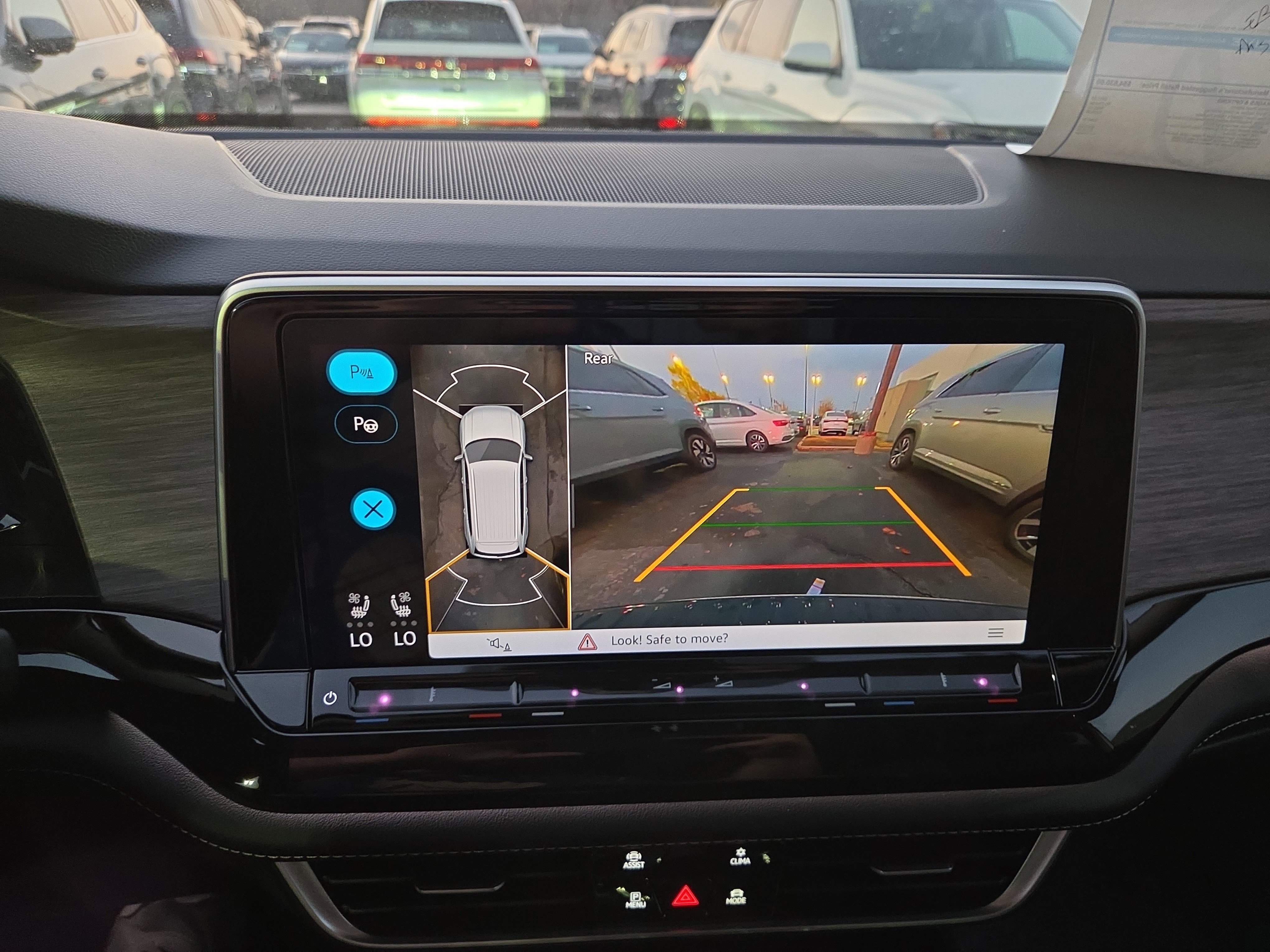 New 2026 Volkswagen Atlas SEL Premium R-Line image 12