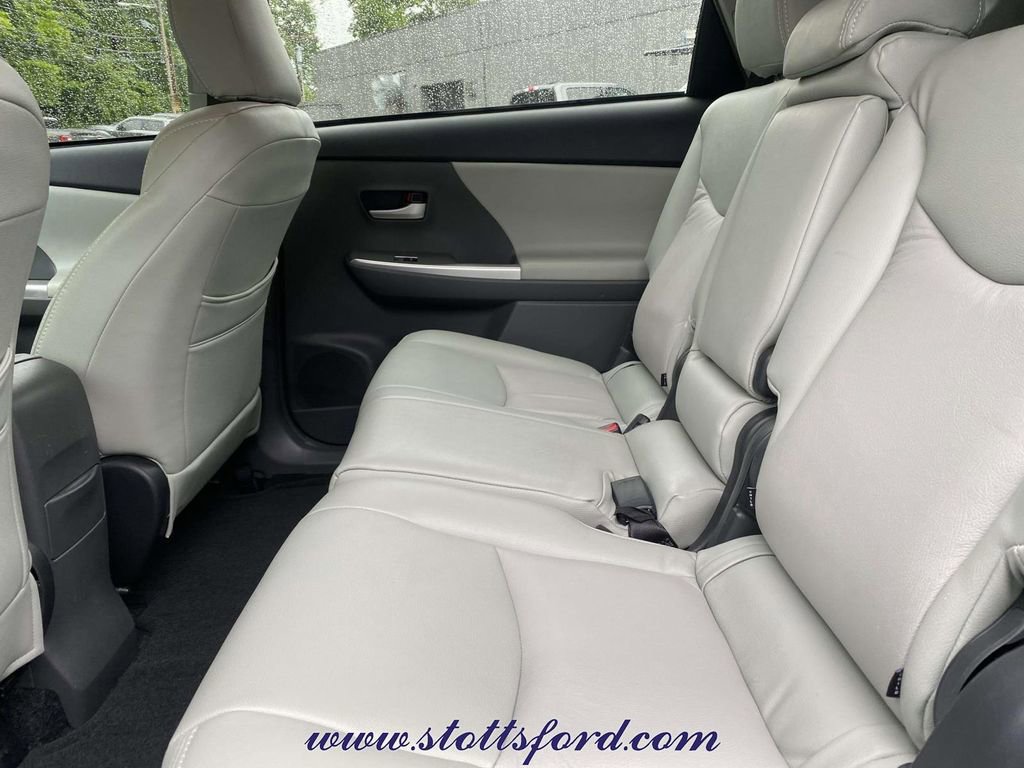 Used 2012 Toyota Prius V Three FWD image 11