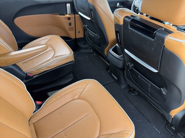 Used 2022 Chrysler Pacifica Pinnacle image 15