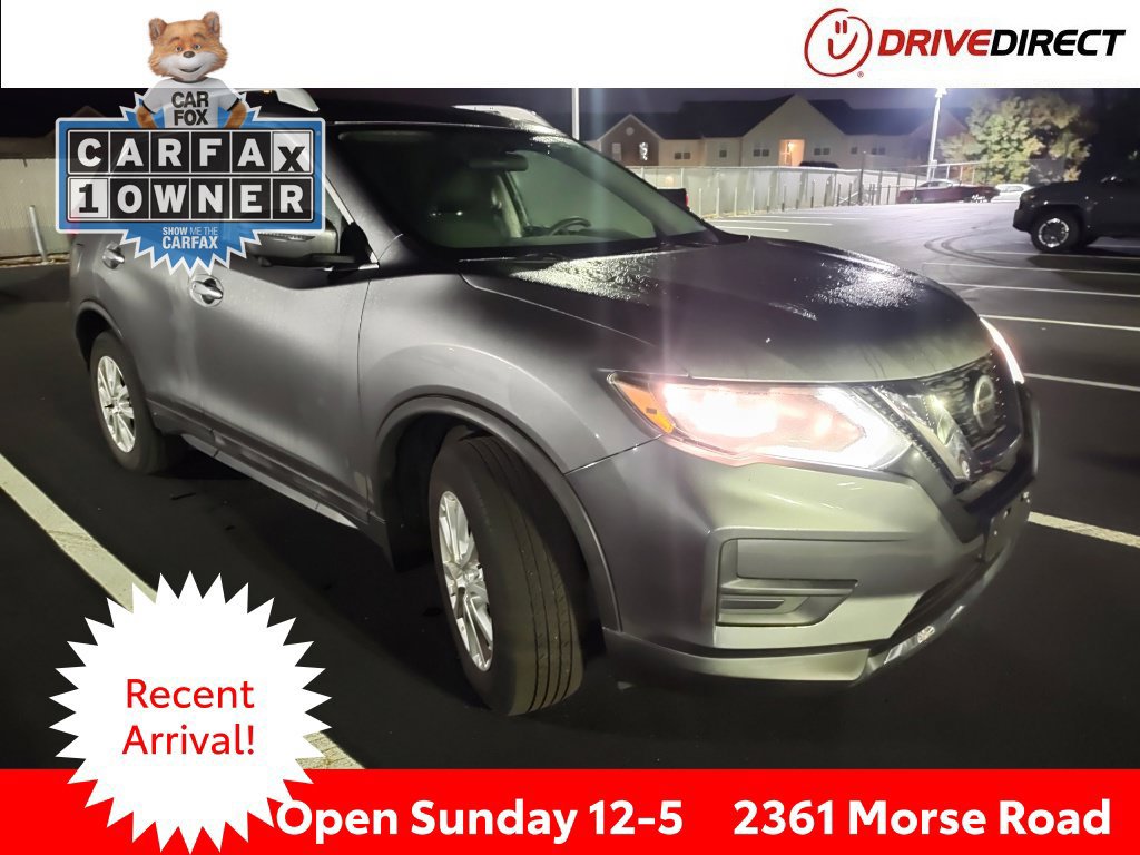 Used 2018 Nissan Rogue SV w/ Premium Package AWD/4WD image 1