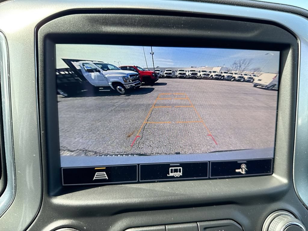 Used 2021 Chevrolet Silverado 1500 LTZ w/ Z71 Off-Road Package AWD/4WD image 17