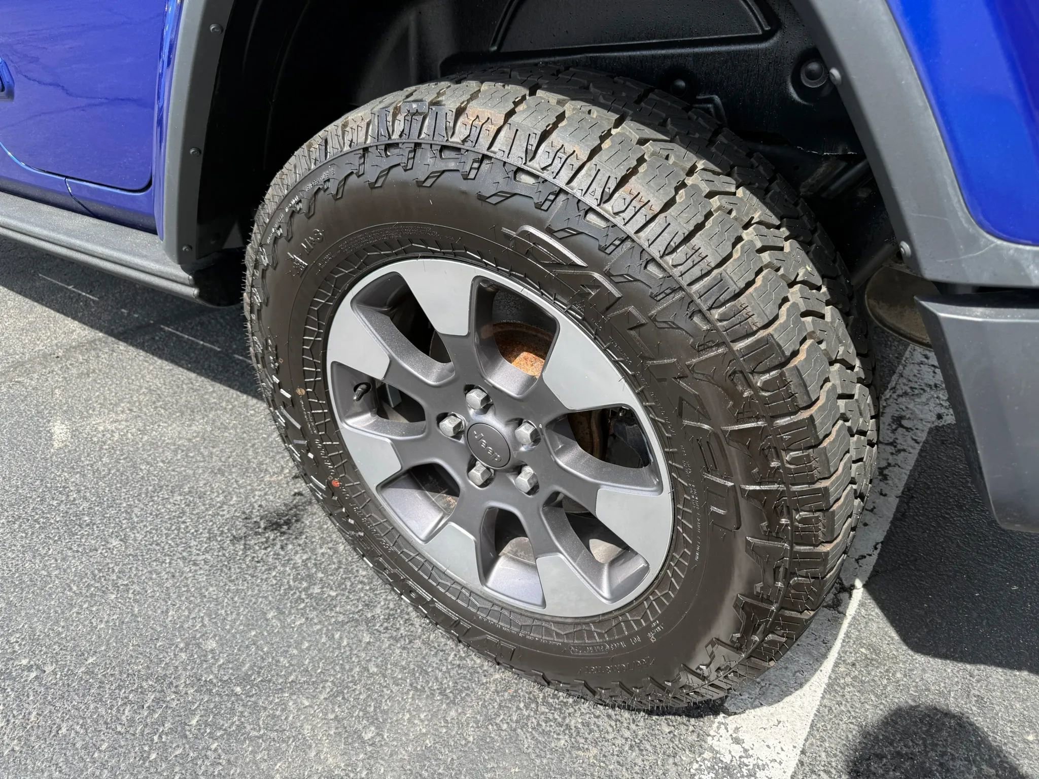 Used 2019 Jeep Wrangler Unlimited Sahara image 39
