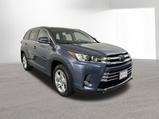 Used 2018 Toyota Highlander Limited AWD/4WD image 3