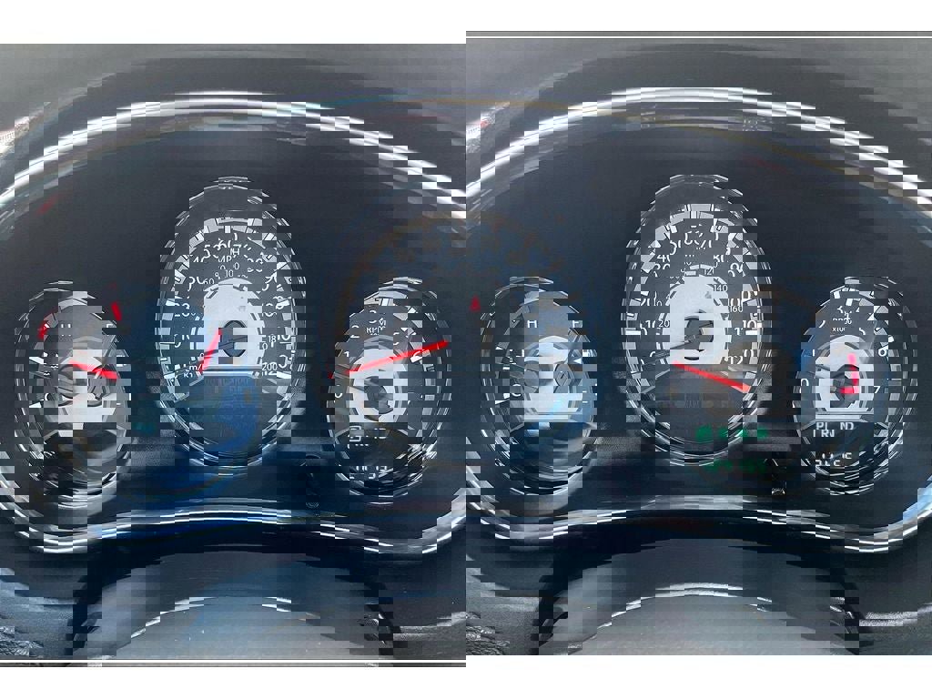 Used 2014 Chrysler 200 LX image 22