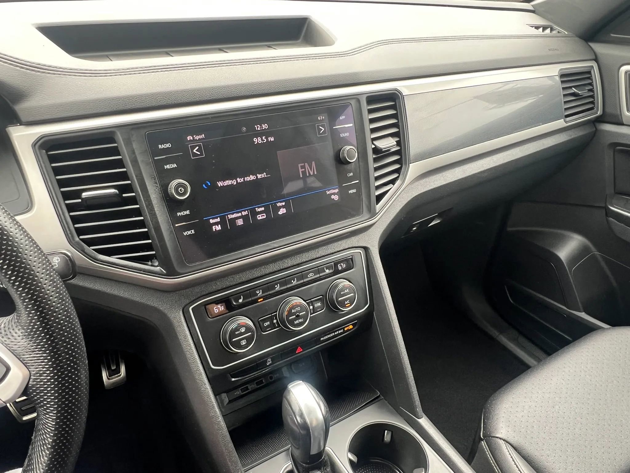 Used 2020 Volkswagen Atlas Cross Sport SE w/ Panoramic Sunroof Package AWD/4WD image 22
