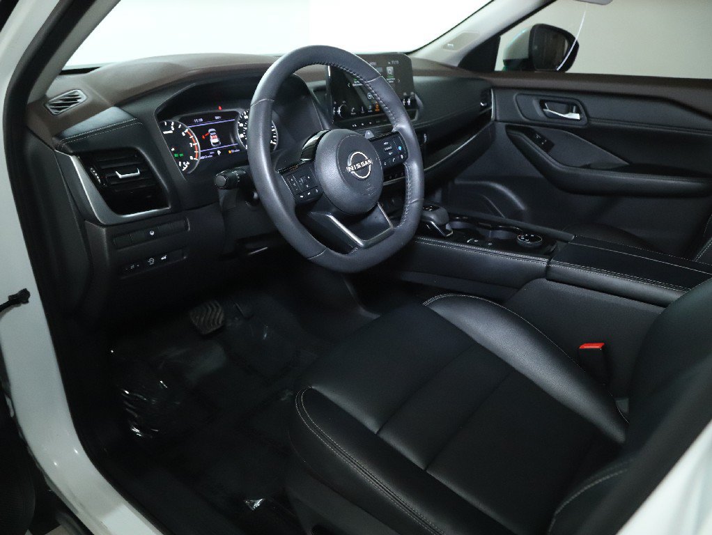 Certified 2023 Nissan Rogue SL w/ SL Premium Package AWD/4WD image 18