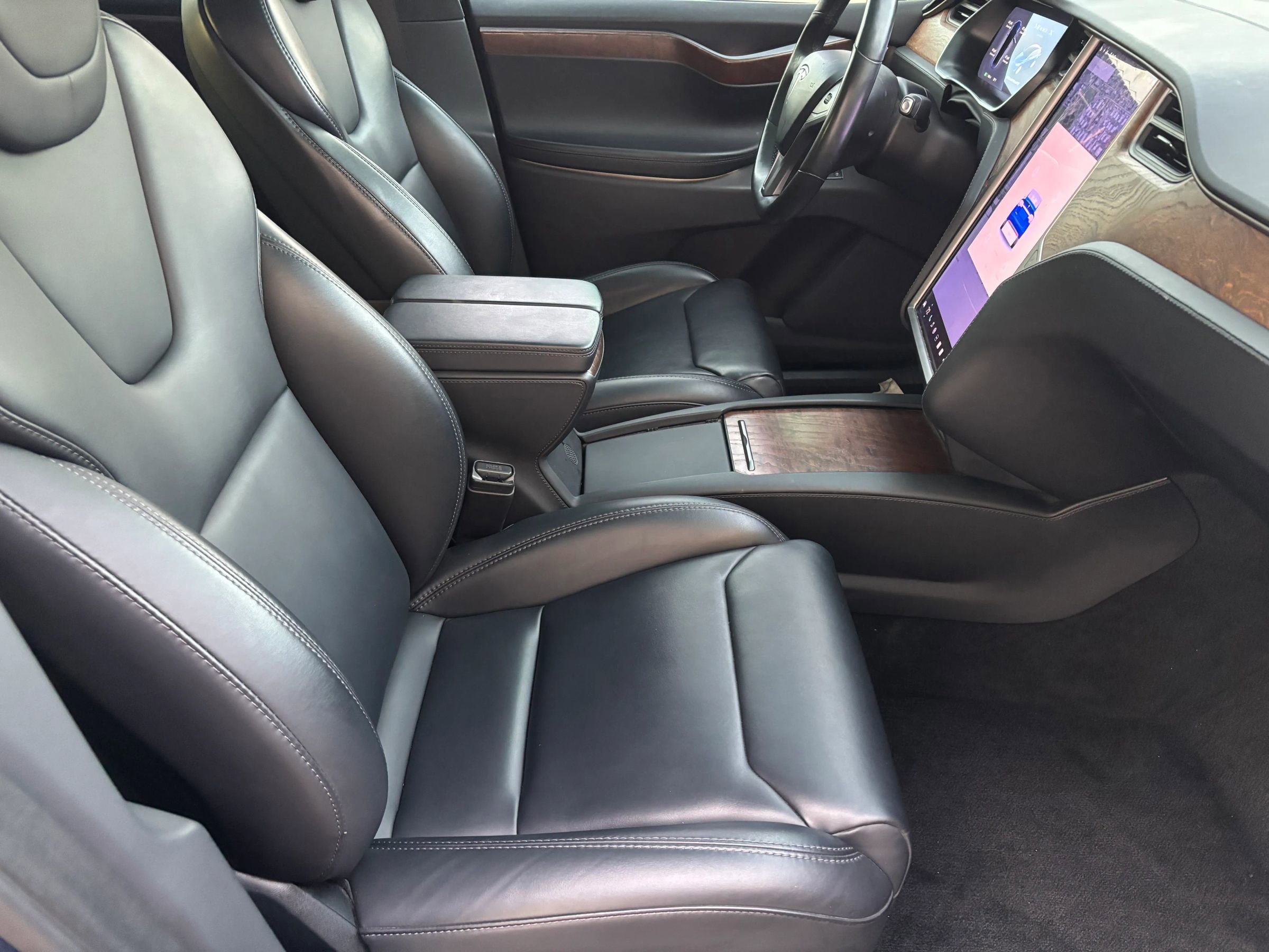 Used 2019 Tesla Model X Long Range image 12