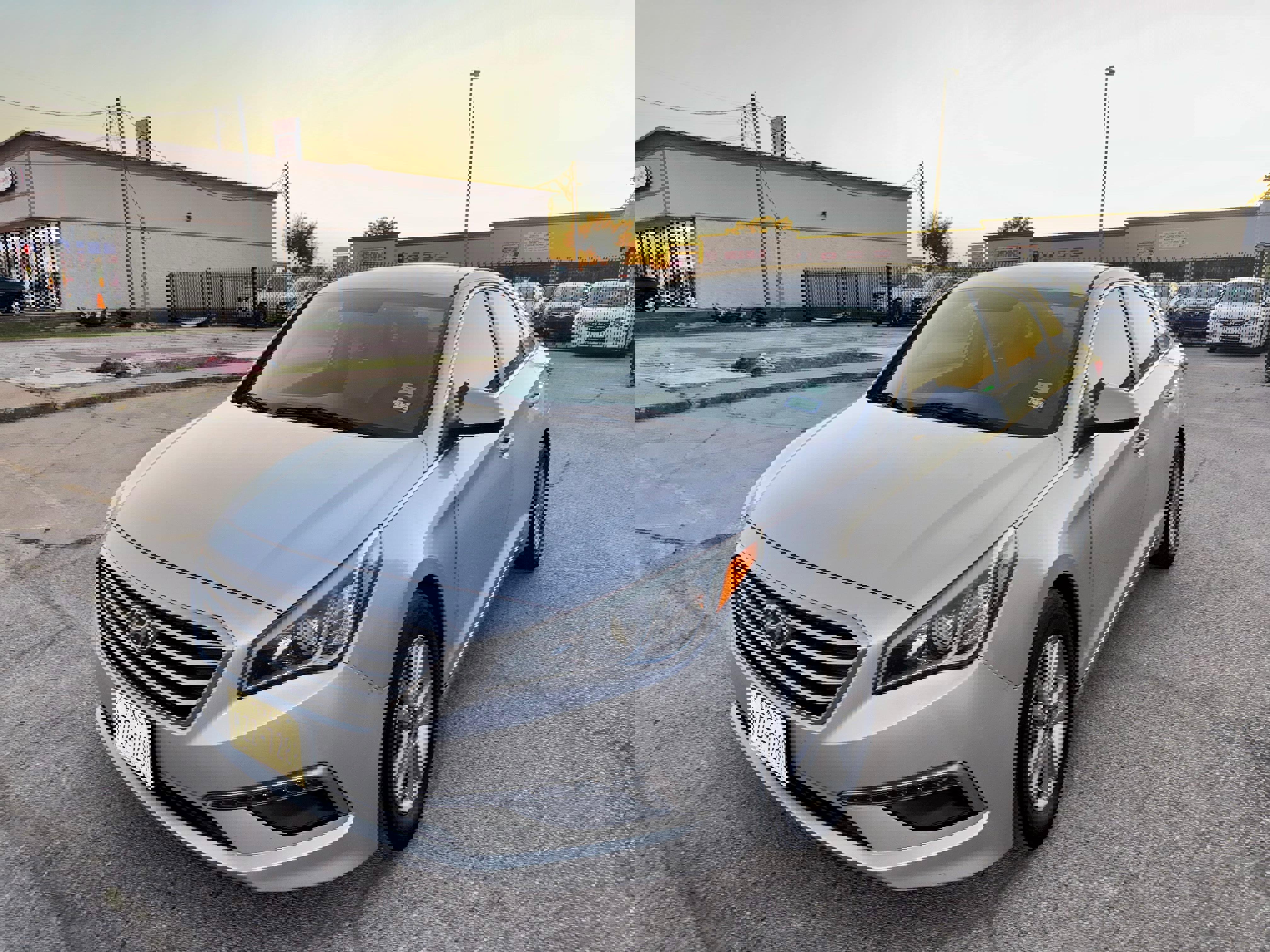Used 2015 Hyundai Sonata SE image 2