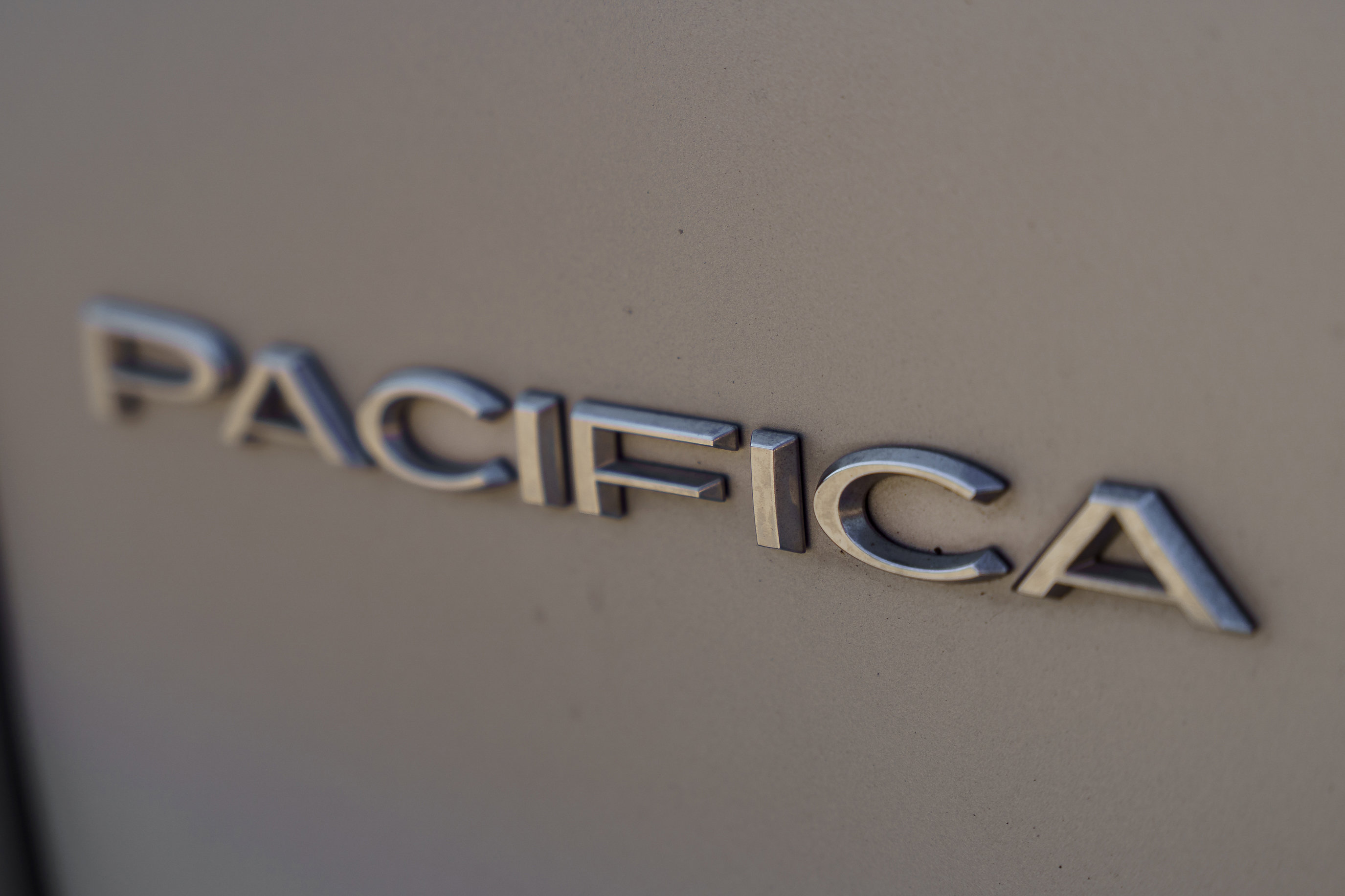 Used 2024 Chrysler Pacifica Touring-L image 27