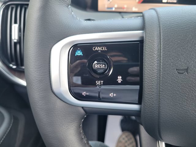 New 2026 Nissan Armada SL w/ Captain's Chari Seat Package AWD/4WD image 19