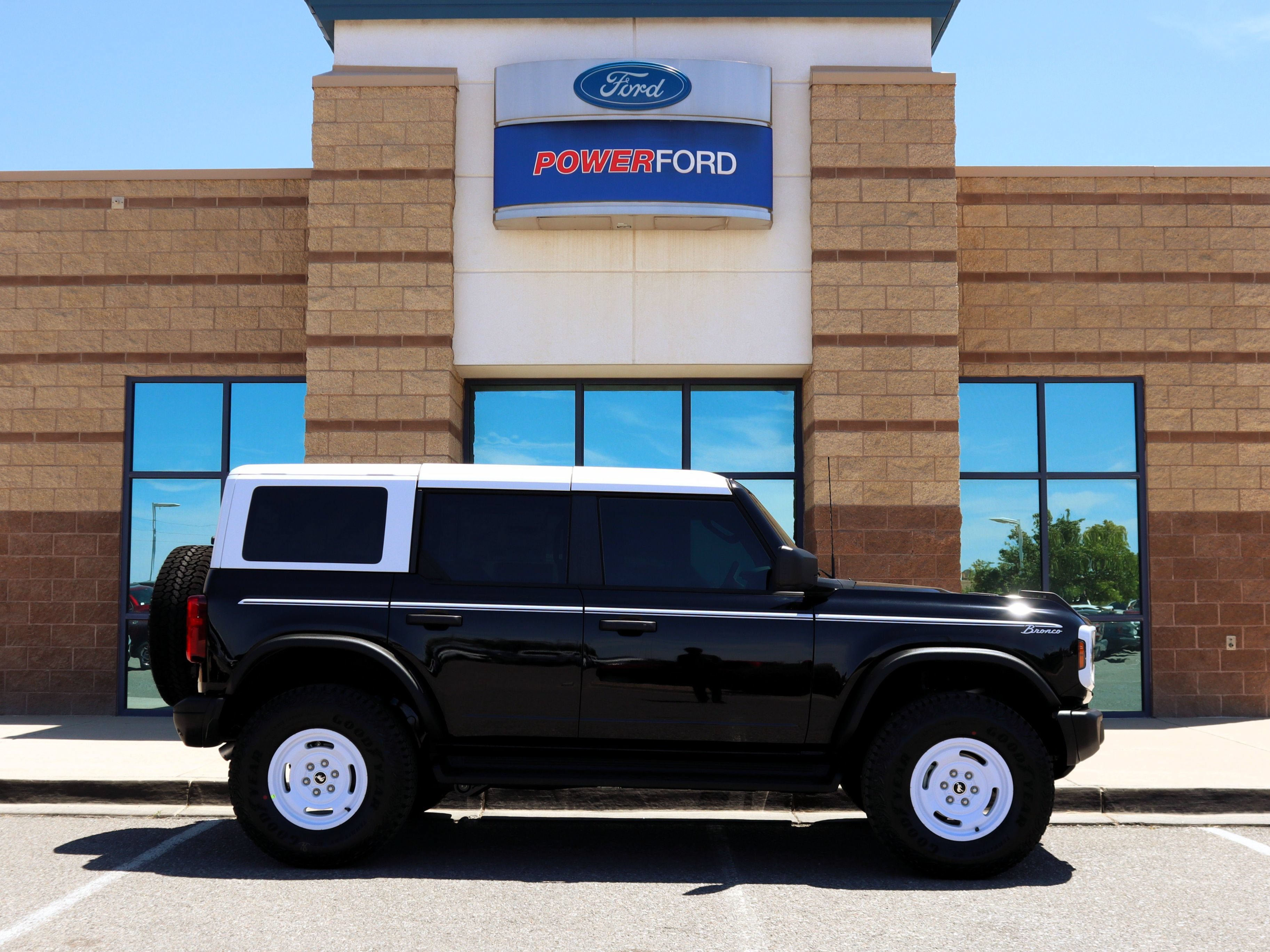 New 2026 Ford Bronco Heritage Edition AWD/4WD image 5