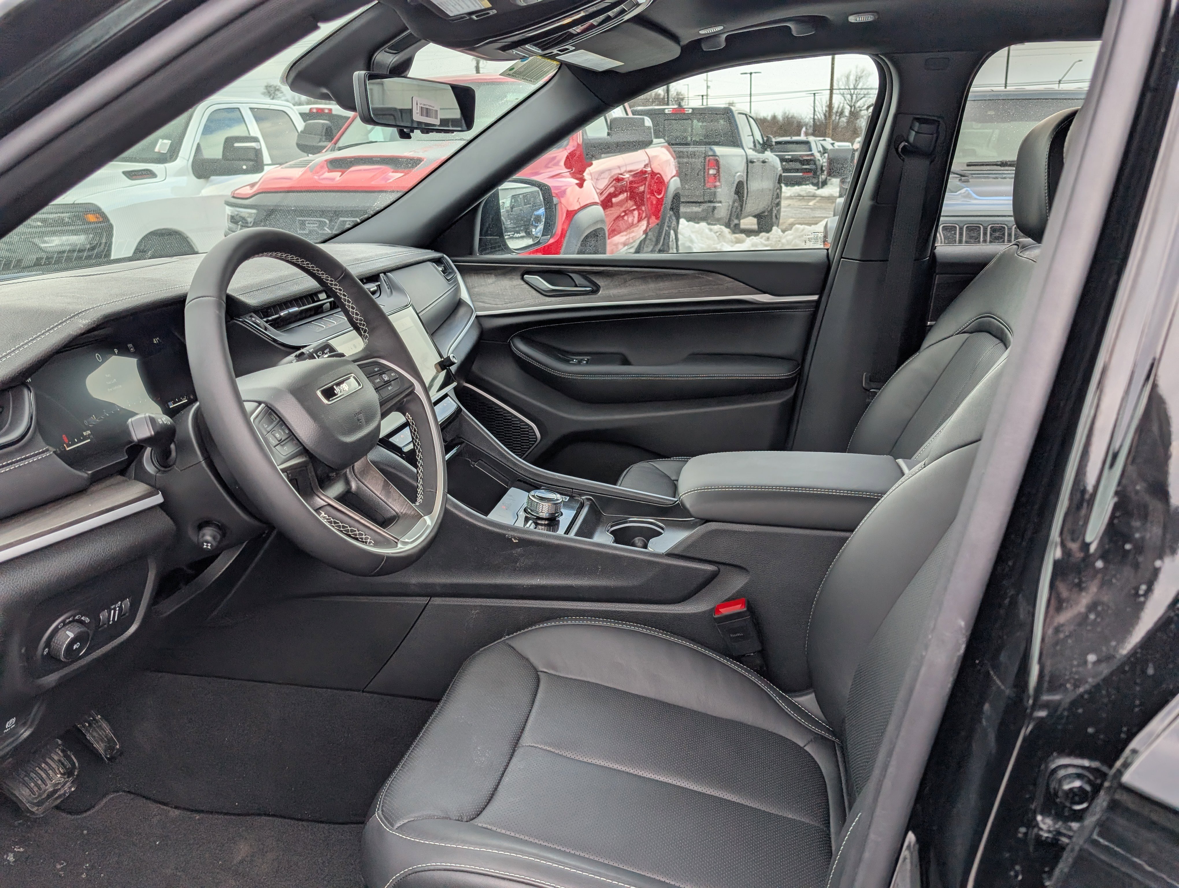 New 2026 Jeep Grand Cherokee Limited image 12