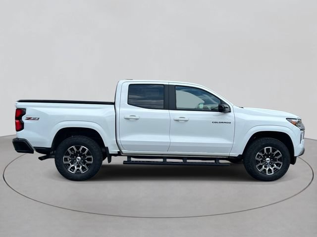 Used 2026 Chevrolet Colorado Z71 w/ Technology Package AWD/4WD image 5