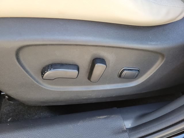 Used 2017 Nissan Rogue Sport SL w/ SL Premium Package FWD image 11