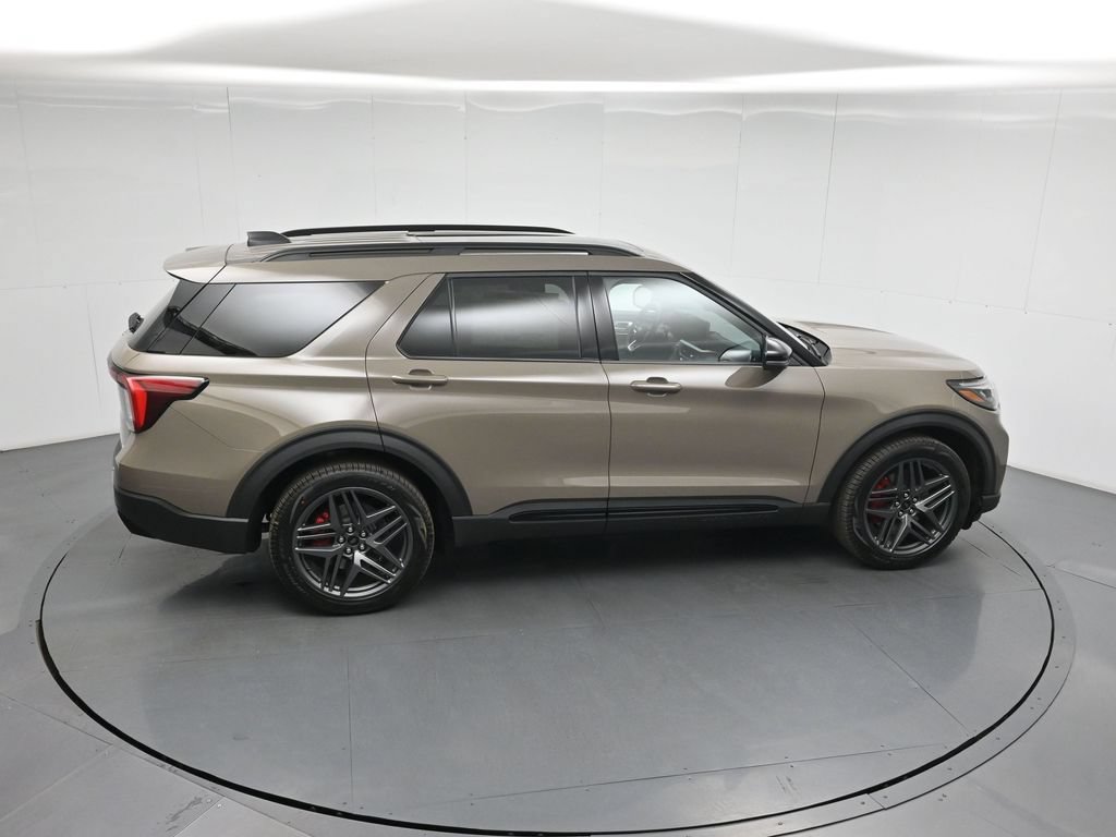 New 2026 Ford Explorer ST w/ Sun And Sound Package AWD/4WD image 42