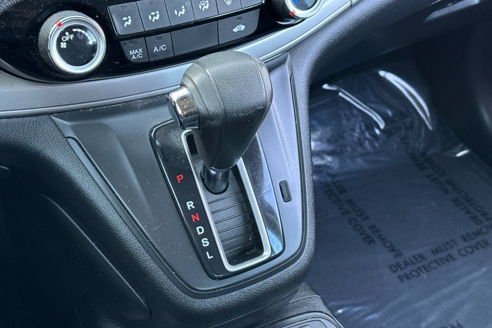 Used 2015 Honda CR-V LX image 17