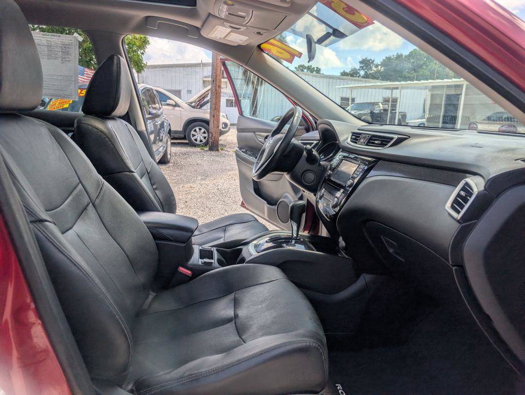 Used 2016 Nissan Rogue SL w/ SL Premium Package FWD image 13