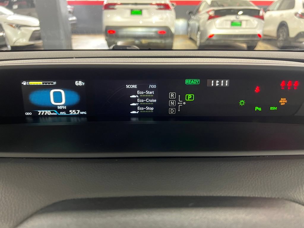Certified 2022 Toyota Prius LE FWD image 32