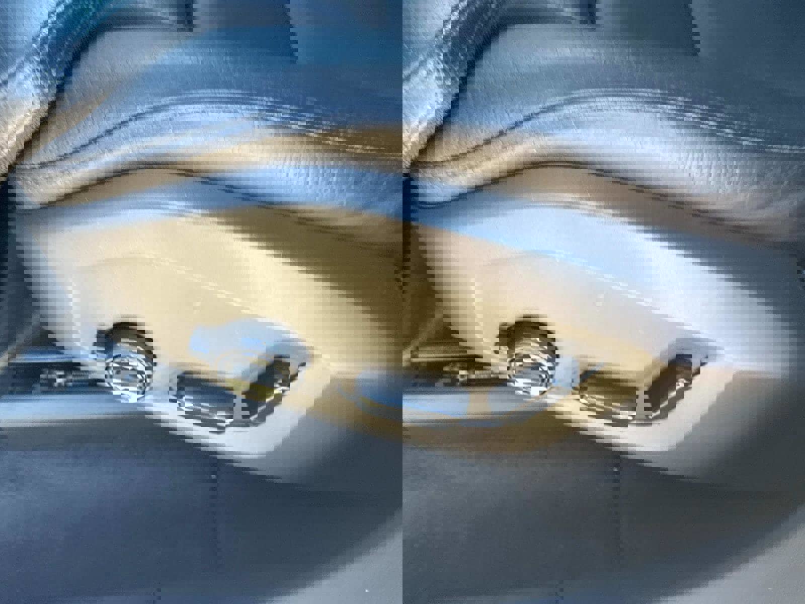 Used 2019 Volvo XC60 T5 Momentum w/ Premium Package image 18