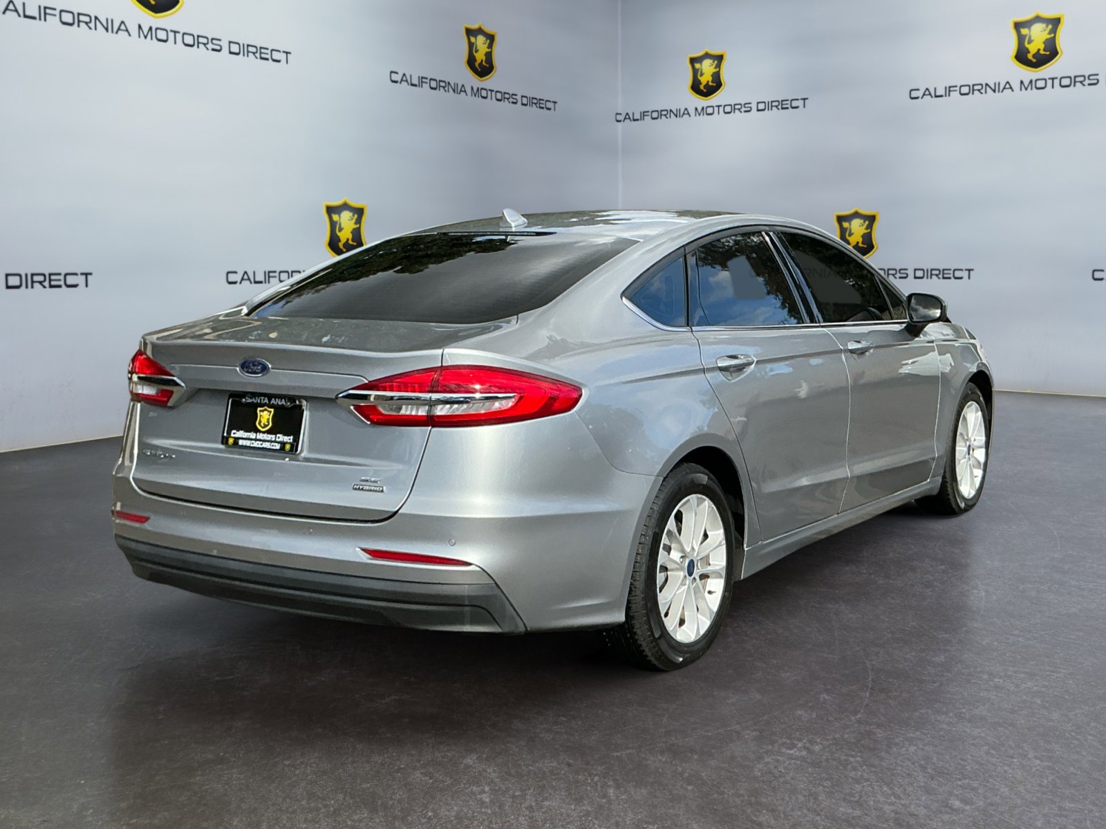 Used 2020 Ford Fusion SE image 5