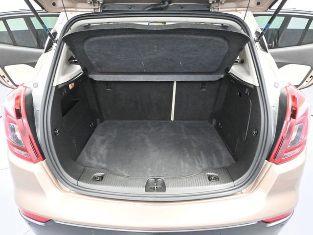 Used 2018 Buick Encore Premium image 39