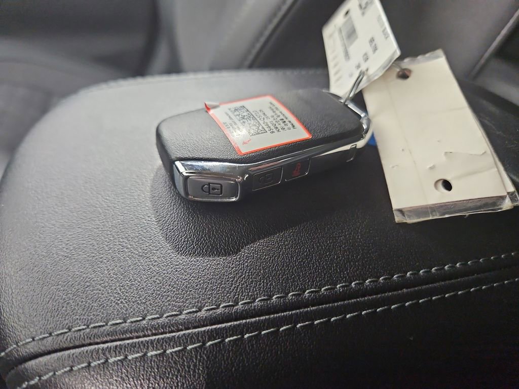 Used 2024 Kia Seltos X-Line image 29