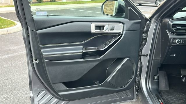 Used 2022 Ford Explorer ST w/ Equipment Group 401A image 8