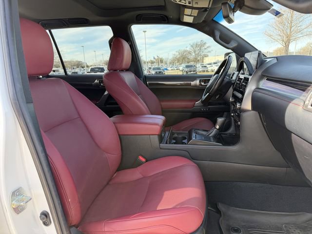 Used 2023 Lexus GX 460 Premium w/ Premium Plus Package image 30