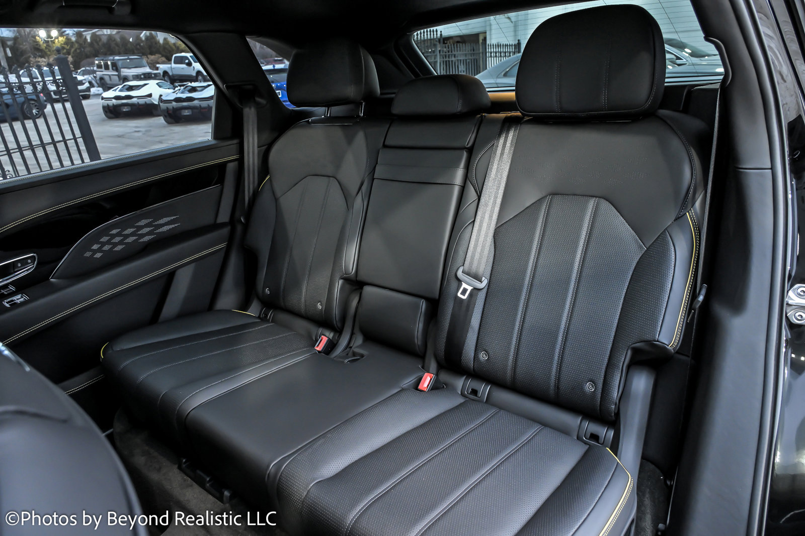 Certified 2023 Bentley Bentayga Extended Wheelbase image 27