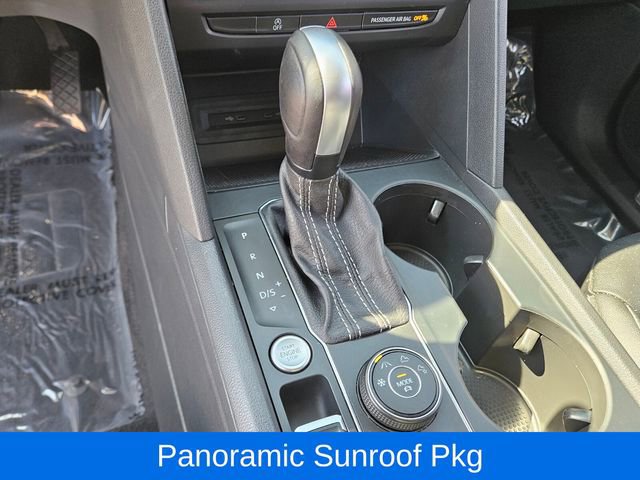 Used 2021 Volkswagen Atlas SE image 32