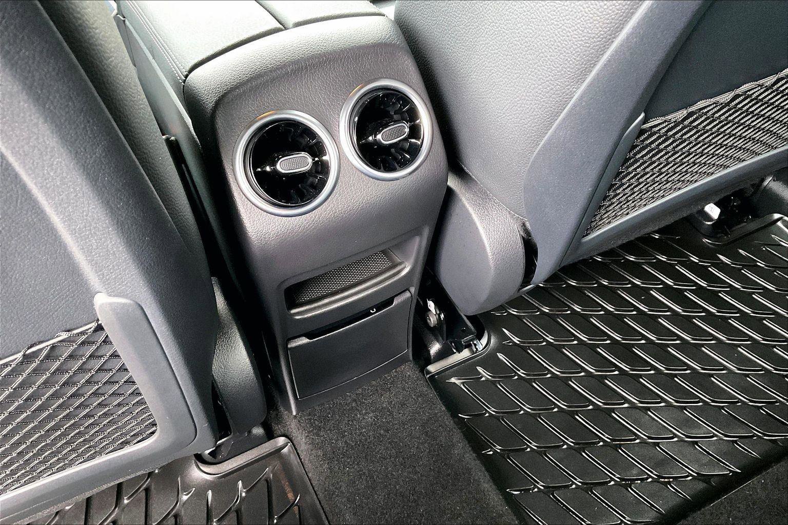 Used 2024 Mercedes-Benz EQB 300 4MATIC w/ Winter Package image 10