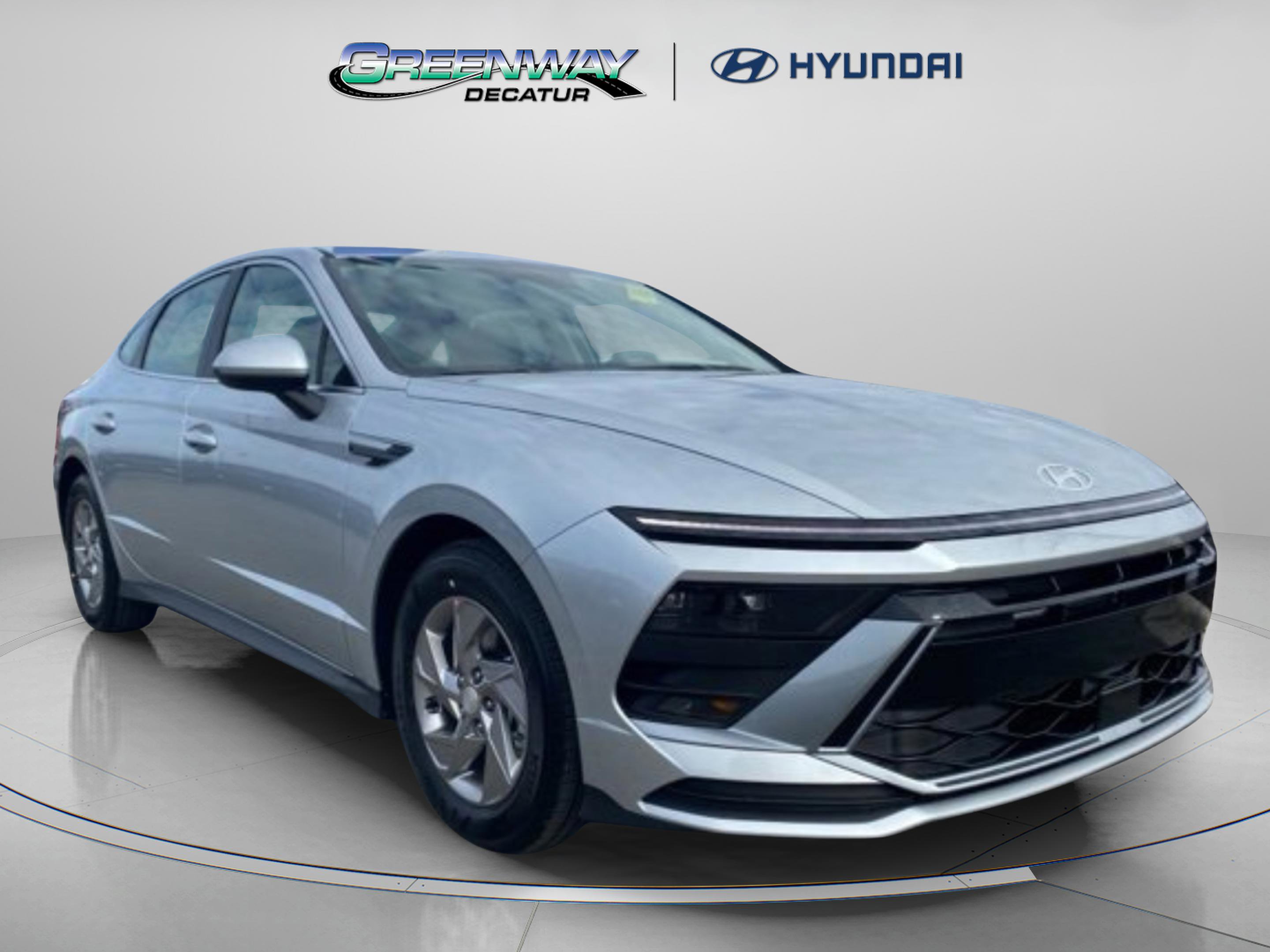 New 2026 Hyundai Sonata SE FWD image 1