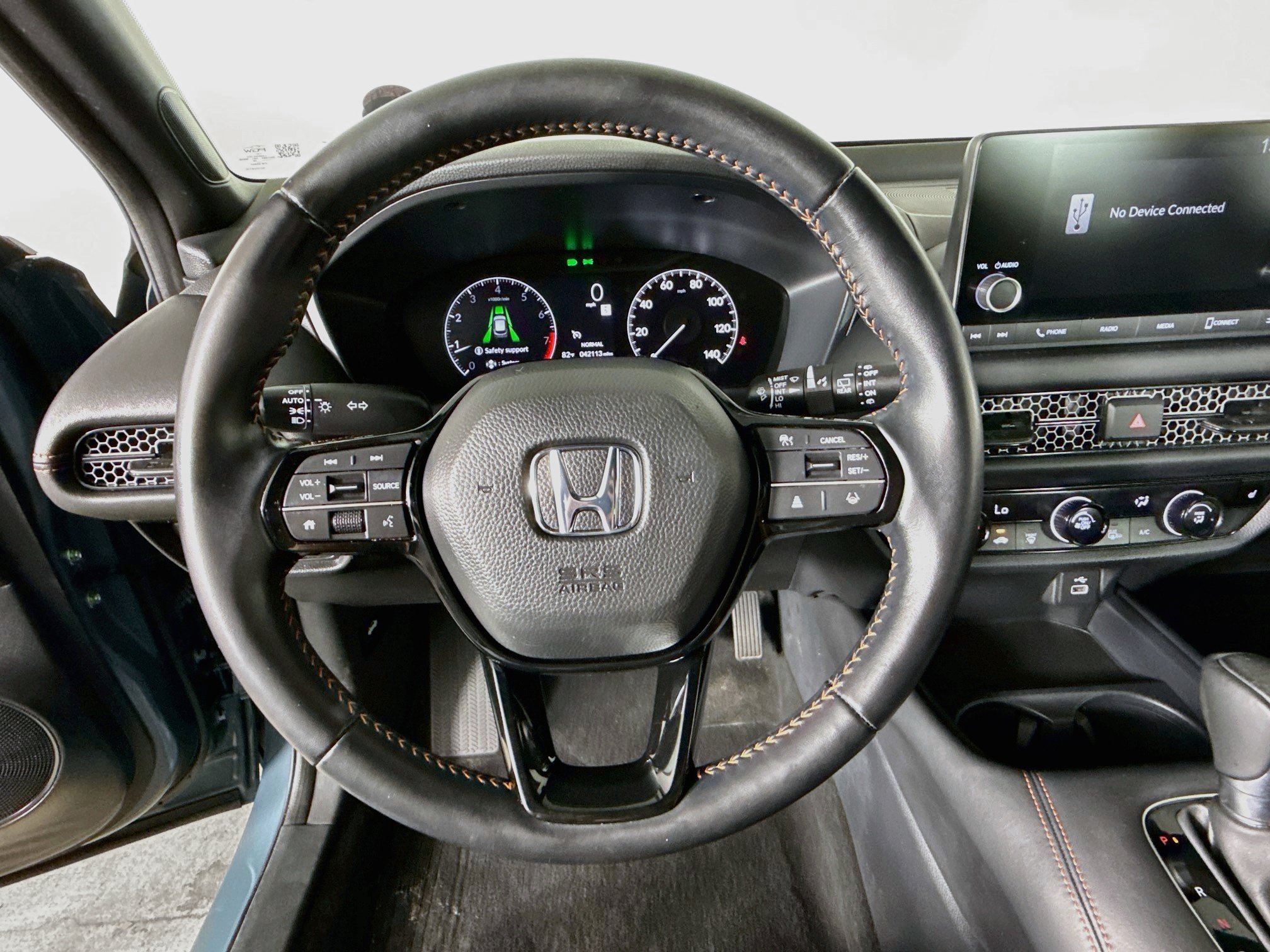 Certified 2025 Honda HR-V Sport image 11
