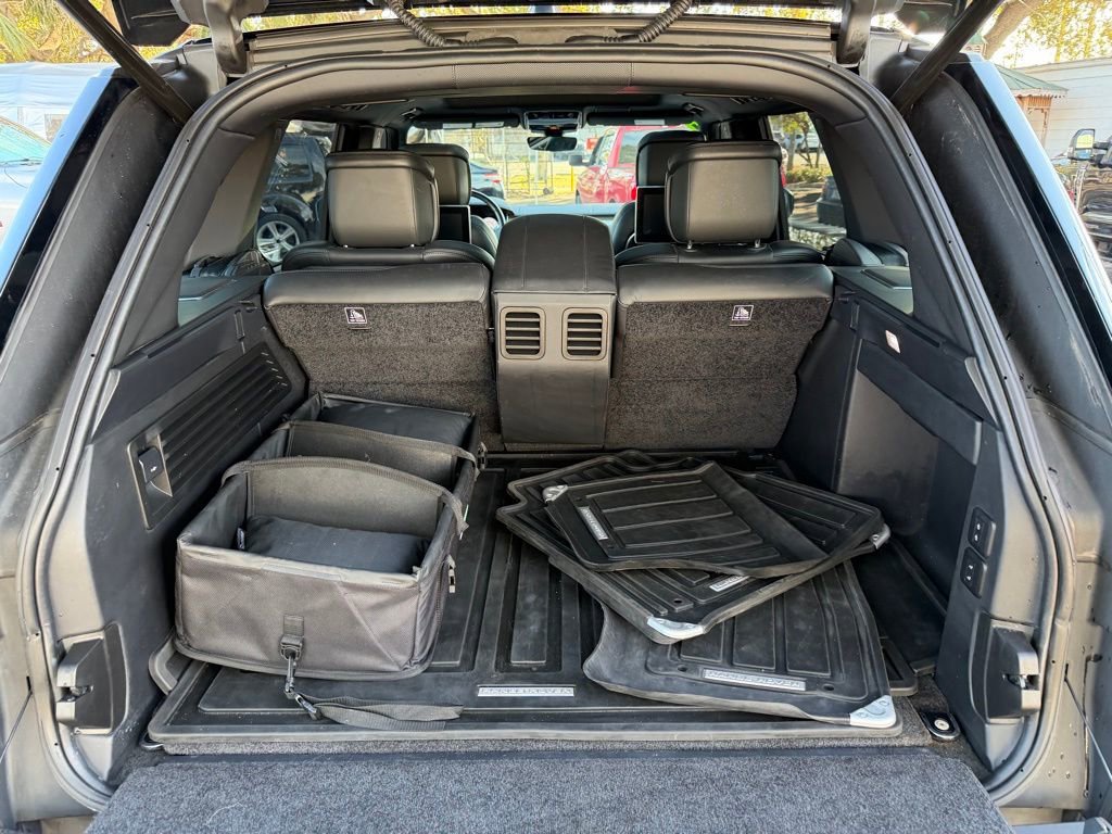 Used 2021 Land Rover Range Rover SV Autobiography Dynamic image 47