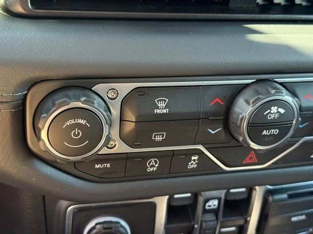 Used 2025 Jeep Wrangler Unlimited Rubicon AWD/4WD image 22
